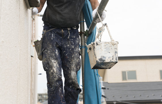 働く人・塗装業　ボディーパーツ
