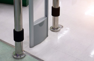 Anti-theft device Scanner entrance gate for prevent theft in supermarket store