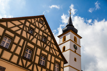 Fototapeta na wymiar St. Bartholomäus in Pottenstein, Oberfranken