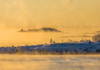 Obraz na płótnie Canvas Lake Ladoga in the cold. Winter day. Open water.