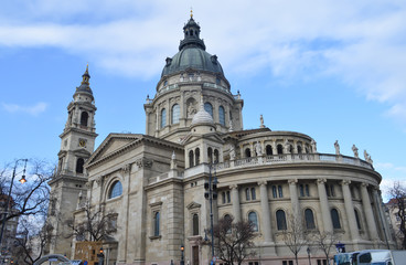 Obraz na płótnie Canvas St. Stephen's Basilica (Szent Istvan Bazilika) in Budapest on December 29, 2017.