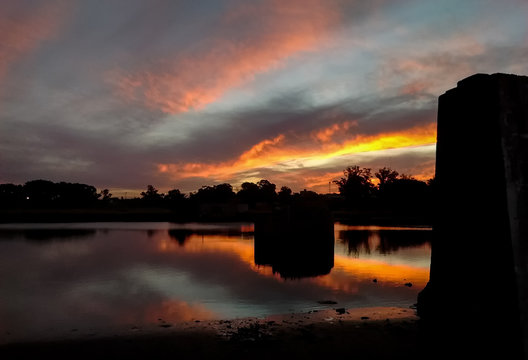 The calid skies