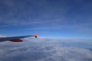 Fototapeta premium avion au décollage