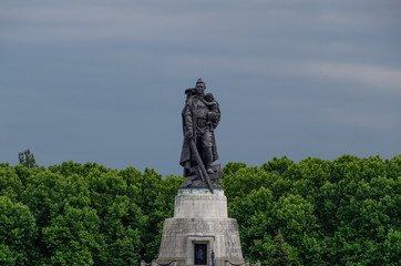 Statue Treptower Park Berlin