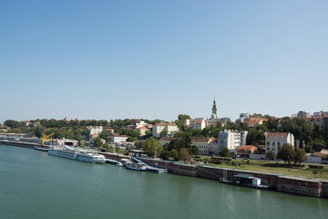 Obraz premium Belgrade waterfront on Sava river on a right sunny day