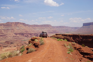 Overlanding © Robert