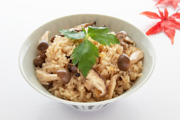 きのこと炊き込みご飯