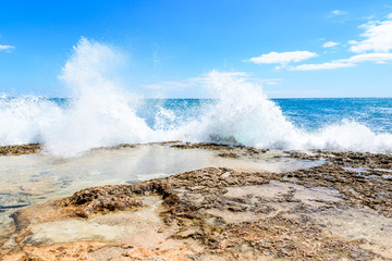 Oahu-KoOlina-Beachfront-CrashingWaves14