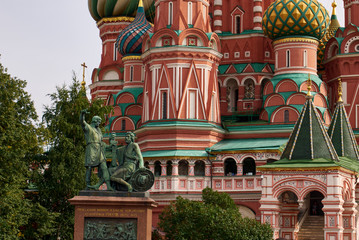 Fototapeta na wymiar St. Basil's Cathedral./St. Basil's Cathedral. Moscow. Russia.
