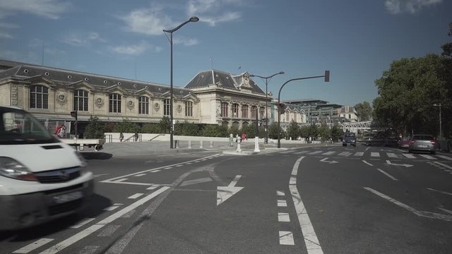 The Auzterlitz station in Paris with a road as foreground