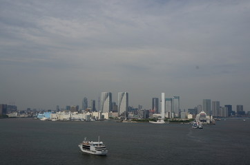 Naklejka premium Tokio: Blick von der Rainbow Bridge