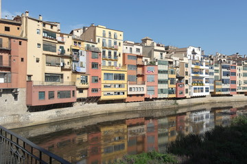 Fototapeta na wymiar Coloreful Girona
