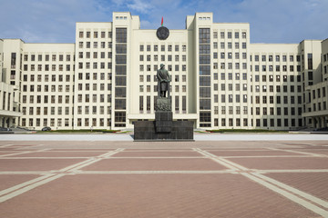 Monument of Lenin near Government House of Republic of Belarus. Independence Square, Minsk, Belarus.