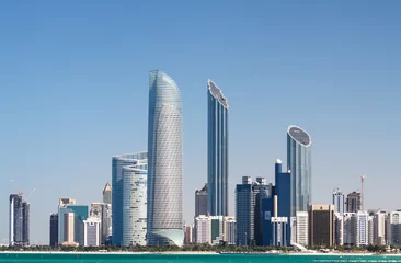 Fotobehang Skyline van Abu Dhabi © Renovacio