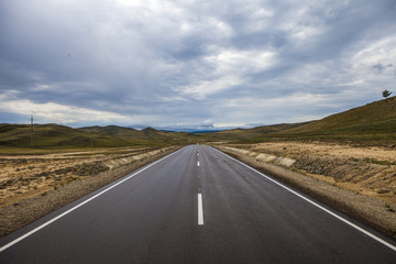 Naklejka premium road to the horizon