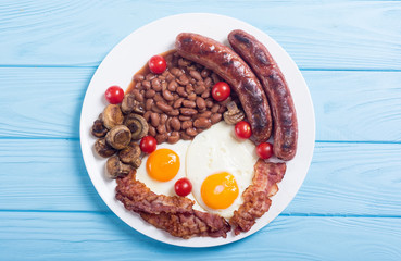 English breakfast with bacon
