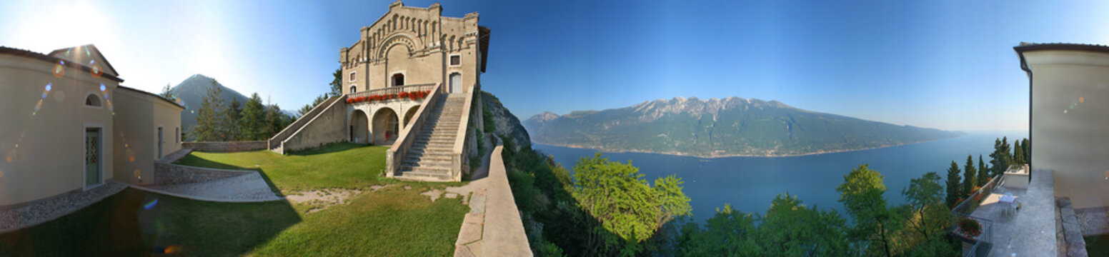 Tignale, santuario di Montecastello, panoramica a 360&deg;