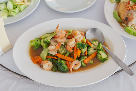 Broccoli and shrimp Thai Food