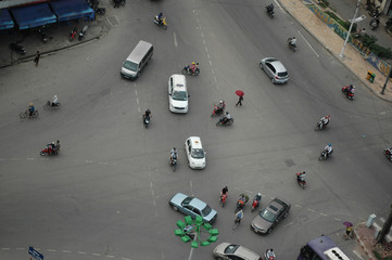 Dangerous crossroad, Hanoï, Vietnam