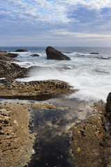 ROCAS Y EL MAR