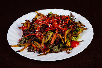 Salad with fried vegetables