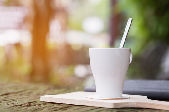 Relax in the coffee shop During holidays and working hours With soft light