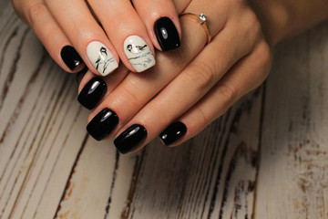 glamorous manicure design