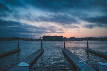 Obraz premium Dramatic Sunset at Marina del Rey