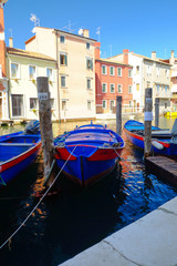 Fototapeta na wymiar I colori del Canal Vena - Chioggia, Estate 2018