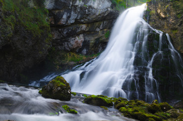 Fototapeta na wymiar Austria waterfall