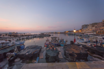 Alba al porto di Anzio