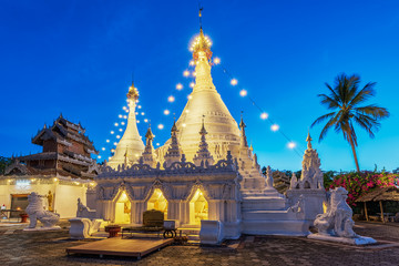 Fototapeta premium Wat Phra That Doi Kong Mu. Mae Hong Son, Thailand