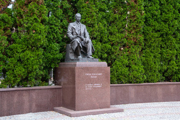September 07, 2018: Monument to the famous Ukrainian and Soviet engineer and scientist Yevgeny Paton. Kiev, Ukraine