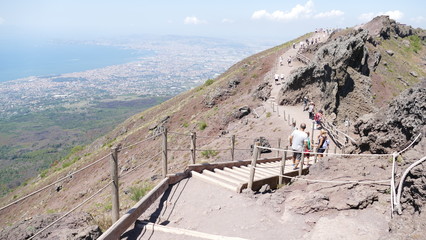 Vesuvio volcano crater path © Martin