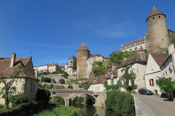 Fototapeta na wymiar Semur-en-Auxois, Burgund 