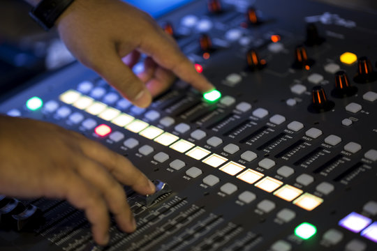 Stüdyo müzik kaydı sürgüleri çubuk düğmeleri ses kartı,eğlence