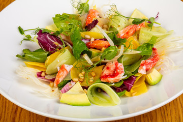 Salad with natural crab