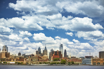 Fototapeta na wymiar Philadelphia cityscape over the Delaware River in Pennsylvania USA