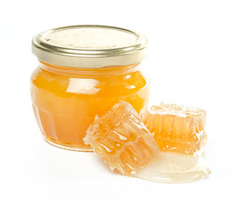 Fresh honey with honeycomb