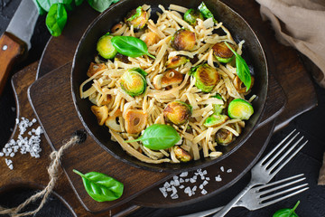 Soy vermicelli, fried garlic