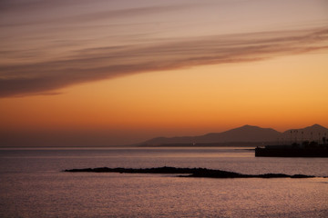 ANOCHECER EN EL MAR