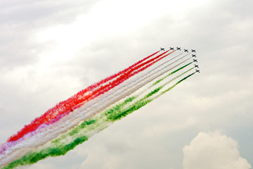 Aeronautical Patrol.Tricolor arrows. Military Team. Airforce. Formation. Airshow. Freccie Tricolori