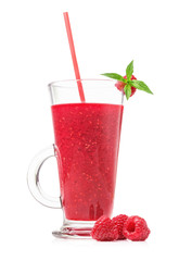 Fresh raspberry smoothies in a glass