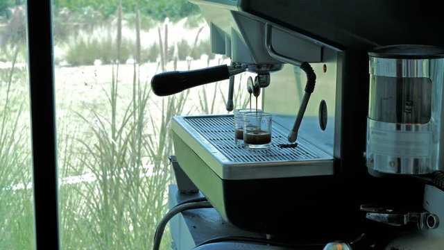 Coffee espresso double shot preparation