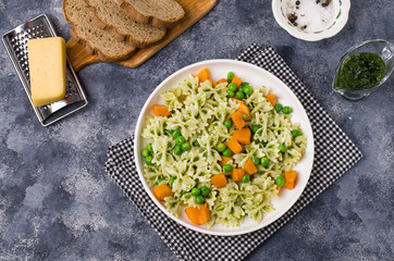 Traditional pasta with vegetables