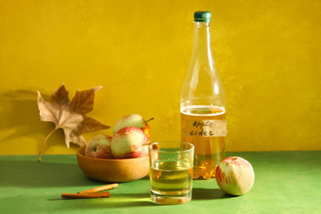 Cider, apples and cinnamon