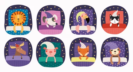 Foto op Canvas Set van schattige grappige slapende dieren in slaapmutsje, met kussens, dekens. Geïsoleerde objecten op een witte achtergrond. Hand getekend vectorillustratie. Scandinavische stijl plat ontwerp. Concept voor kinderprint © Maria Skrigan