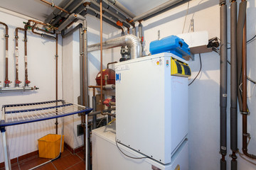 Heizungsraum im Keller
