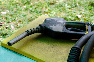 Filling petroll in station