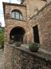 Fototapeta na wymiar Mura,. Pueblo del Bages, cercano a Terrassa, Barcelona, Cataluña, España